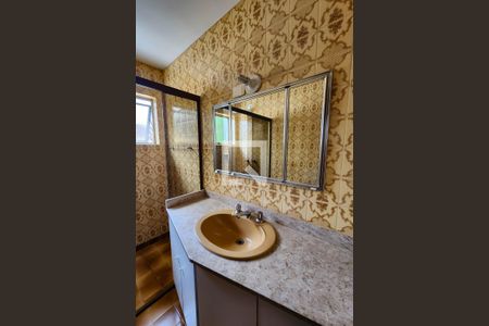 Casa para alugar com 320m², 3 quartos e 4 vagas Casa para alugar com 320m², 3 quartos e 4 vagasBanheiro