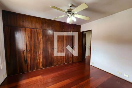 Casa para alugar com 320m², 3 quartos e 4 vagas Casa para alugar com 320m², 3 quartos e 4 vagasQuarto 2