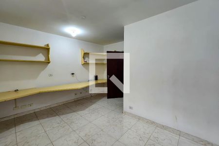 Casa para alugar com 320m², 3 quartos e 4 vagas Casa para alugar com 320m², 3 quartos e 4 vagasEscritório