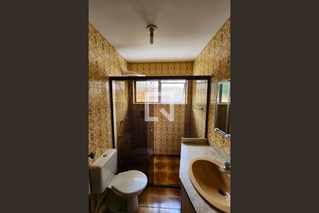 Casa para alugar com 320m², 3 quartos e 4 vagas Casa para alugar com 320m², 3 quartos e 4 vagasBanheiro