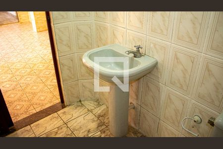 Casa para alugar com 60m², 1 quarto e sem vagaLavabo