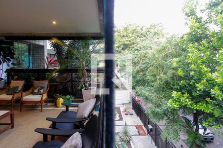 Varanda de apartamento à venda com 3 quartos, 180m² em Barra da Tijuca, Rio de Janeiro
