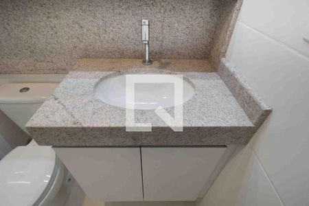 Apartamento para alugar com 67m², 2 quartos e 2 vagasBanheiro