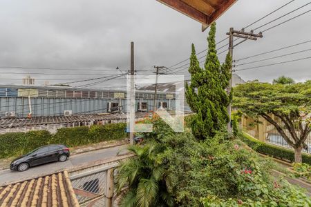 Casa à venda com 220m², 3 quartos e 4 vagasVista