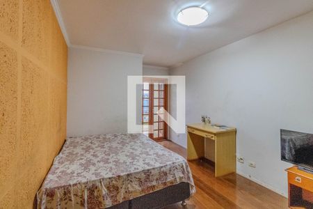 Casa à venda com 220m², 3 quartos e 4 vagasQuarto 2