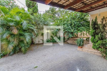 Casa à venda com 220m², 3 quartos e 4 vagasÁrea Externa