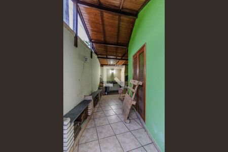 Casa à venda com 220m², 3 quartos e 4 vagasÁrea Externa