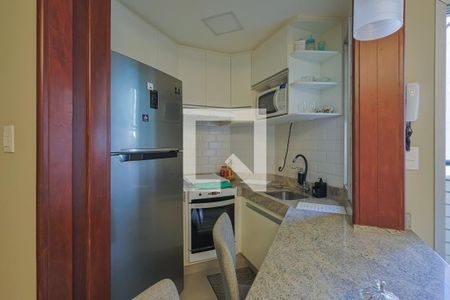 Sala/Cozinha de apartamento à venda com 1 quarto, 55m² em Lourdes, Belo Horizonte