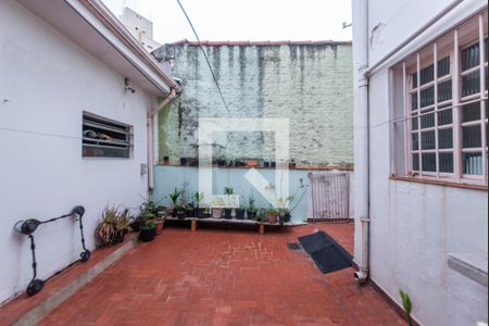 Casa à venda com 132m², 2 quartos e 2 vagasQuintal