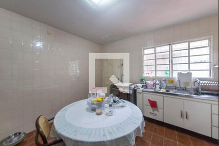Casa à venda com 132m², 2 quartos e 2 vagasCozinha
