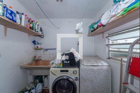 Casa à venda com 132m², 2 quartos e 2 vagasLavanderia