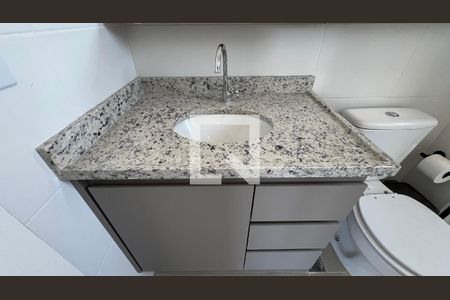 Studio à venda com 25m², 1 quarto e sem vaga Studio à venda com 25m², 1 quarto e sem vagaBanheiro