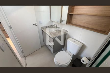 Studio à venda com 25m², 1 quarto e sem vaga Studio à venda com 25m², 1 quarto e sem vagaBanheiro