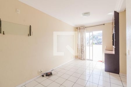 Sala de apartamento para alugar com 2 quartos, 70m² em Forquilhinhas, São José