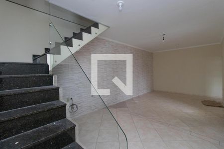 Sala de casa à venda com 3 quartos, 208m² em Vila Medeiros, São Paulo