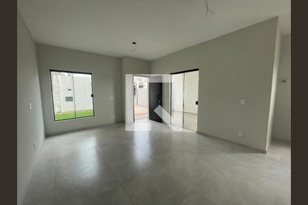 Sala de casa à venda com 3 quartos, 116m² em Jardim Bahia, Várzea Paulista
