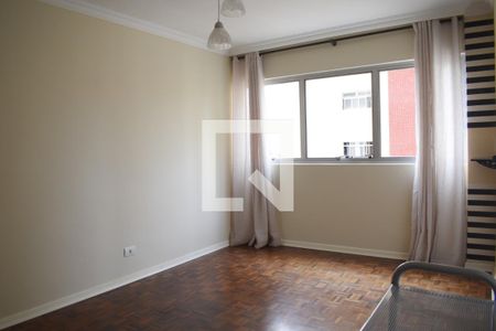 Sala de apartamento para alugar com 1 quarto, 52m² em Centro, Curitiba