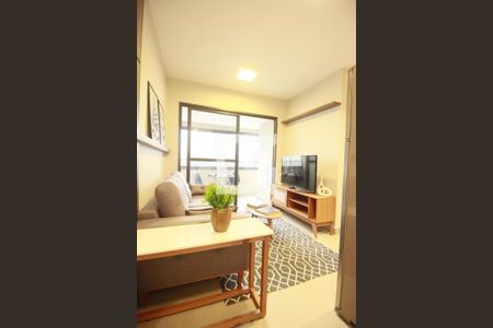 Entrada de apartamento à venda com 2 quartos, 41m² em Indianópolis, São Paulo