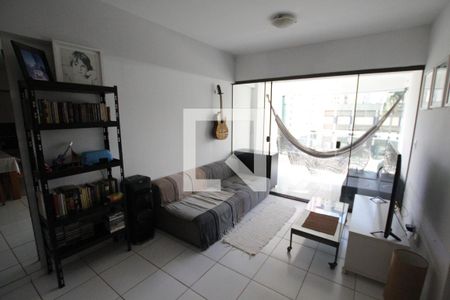 Sala de apartamento para alugar com 2 quartos, 69m² em Setor Bela Vista, Goiânia