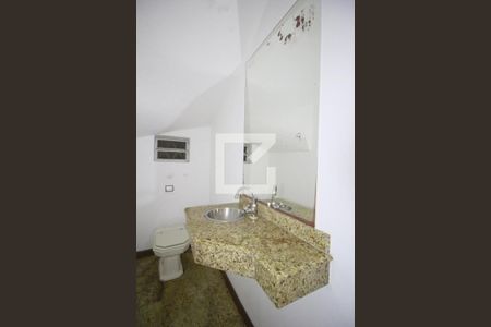 Casa à venda com 235m², 4 quartos e 3 vagasLavabo