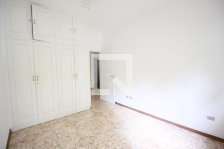 Casa à venda com 235m², 4 quartos e 3 vagasQuarto 2