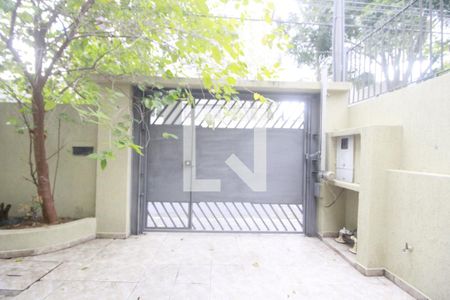 Casa à venda com 235m², 4 quartos e 3 vagasPortão