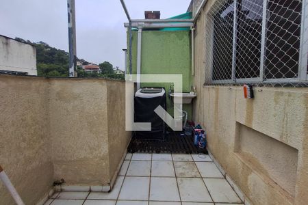 Apartamento à venda com 96m², 2 quartos e 1 vaga Apartamento à venda com 96m², 2 quartos e 1 vagaÁrea de Serviço