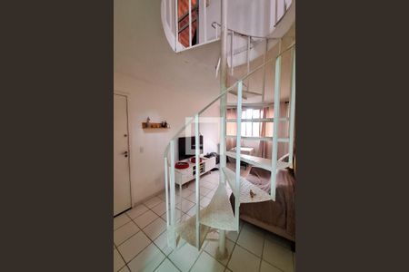 Sala de apartamento à venda com 2 quartos, 96m² em Maria Paula, Niterói