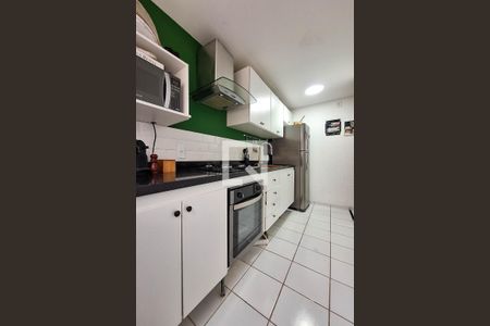 Apartamento à venda com 96m², 2 quartos e 1 vaga Apartamento à venda com 96m², 2 quartos e 1 vagaCozinha