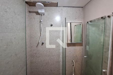 Apartamento à venda com 96m², 2 quartos e 1 vaga Apartamento à venda com 96m², 2 quartos e 1 vagaBanheiro 1