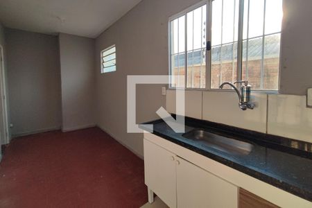 Casa à venda com 304m², 3 quartos e 1 vagaCozinha 
