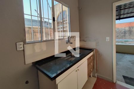 Casa à venda com 304m², 3 quartos e 1 vagaCozinha 