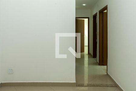 Corredor dos quartos de casa de condomínio para alugar com 5 quartos, 160m² em Jacarepaguá, Rio de Janeiro