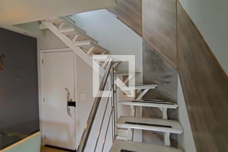Apartamento à venda com 200m², 2 quartos e 2 vagas Apartamento à venda com 200m², 2 quartos e 2 vagasescada