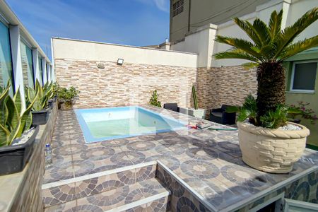 Apartamento à venda com 200m², 2 quartos e 2 vagas Apartamento à venda com 200m², 2 quartos e 2 vagascobertura