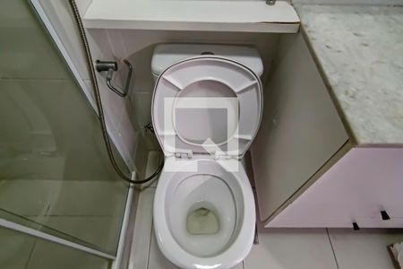 Apartamento à venda com 200m², 2 quartos e 2 vagas Apartamento à venda com 200m², 2 quartos e 2 vagasbanheiro social