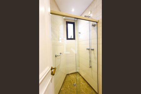 Apartamento à venda com 277m², 6 quartos e 4 vagas Apartamento à venda com 277m², 6 quartos e 4 vagasBanheiro da Suíte 1