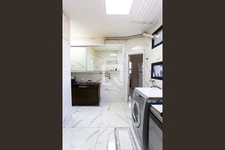 Apartamento à venda com 277m², 6 quartos e 4 vagas Apartamento à venda com 277m², 6 quartos e 4 vagasÁrea de Serviço