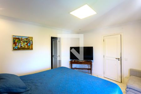 Apartamento à venda com 277m², 6 quartos e 4 vagas Apartamento à venda com 277m², 6 quartos e 4 vagasSuíte 3