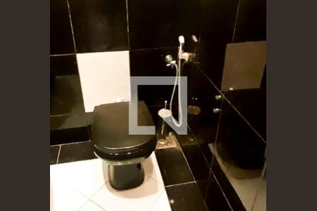 Casa de condomínio para alugar com 200m², 2 quartos e 3 vagasLavabo