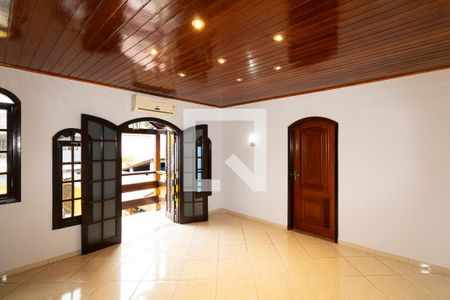 Casa de condomínio para alugar com 200m², 2 quartos e 3 vagasQuarto 2