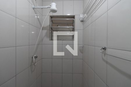 Banheiro de kitnet/studio para alugar com 1 quarto, 25m² em Vila Gustavo, São Paulo