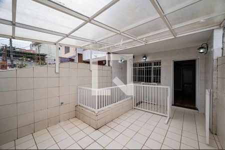Varanda de casa à venda com 2 quartos, 180m² em Vila do Encontro, São Paulo