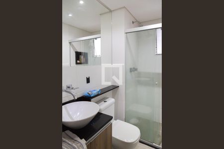 Banheiro de kitnet/studio para alugar com 1 quarto, 39m² em Vila Augusta, Guarulhos