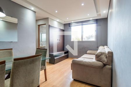 Sala de apartamento para alugar com 2 quartos, 49m² em Inocoop, Guarulhos