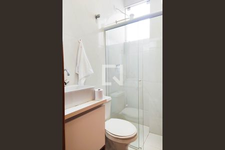 Apartamento à venda com 100m², 2 quartos e 2 vagasBanheiro 