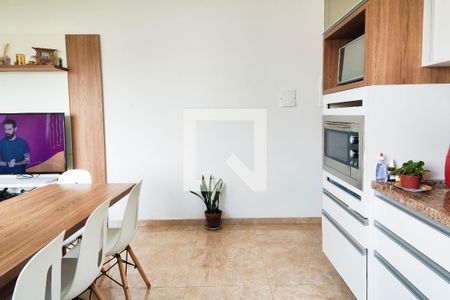 Apartamento à venda com 100m², 2 quartos e 2 vagasCozinha