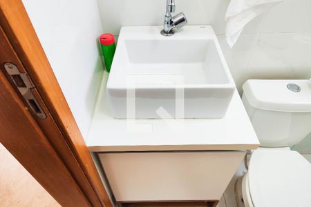 Apartamento à venda com 100m², 2 quartos e 2 vagasBanheiro 