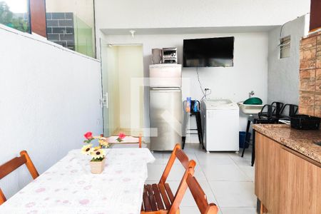 Apartamento à venda com 100m², 2 quartos e 2 vagasÁrea comum
