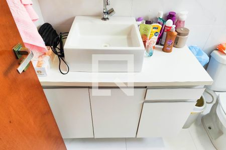 Apartamento à venda com 100m², 2 quartos e 2 vagasBanheiro Quarto 1